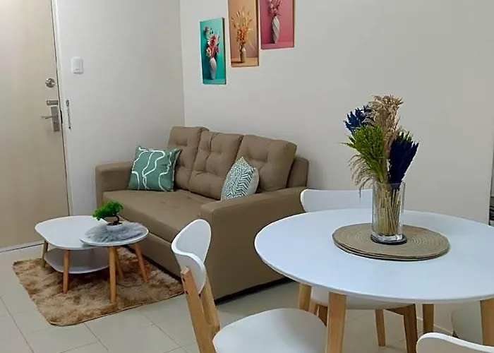 2br By Coco's Haven 호텔